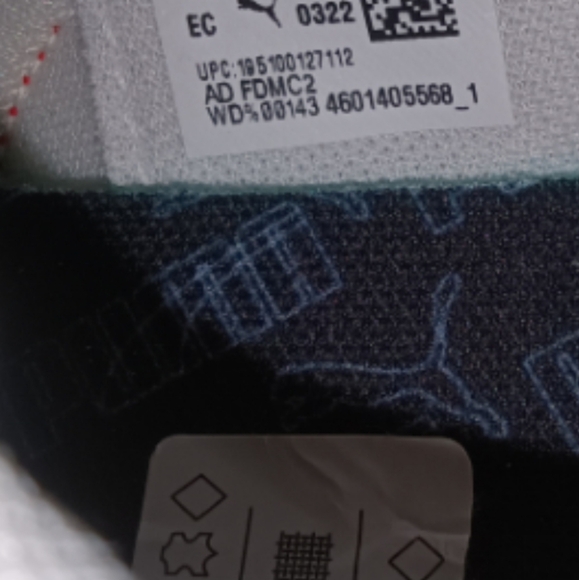 New Pumas Future Riders - Mens Sz 10 1/2 - Distressed White - Picture 5 of 6